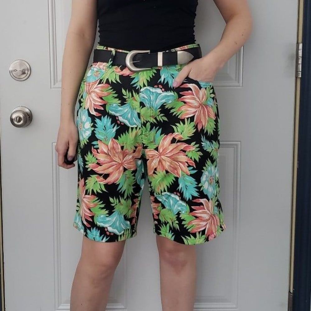 80s/90s Tropical‎ Print Shorts with Belt